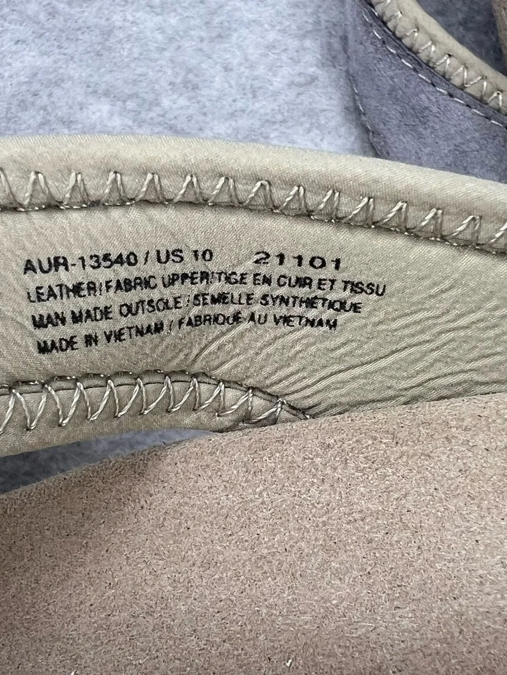 TAOS Womens Aur-13540 Flip Flop Thong Sandals Gray Cloud Nubuck Leather Sz 10 - Picture 10 of 10